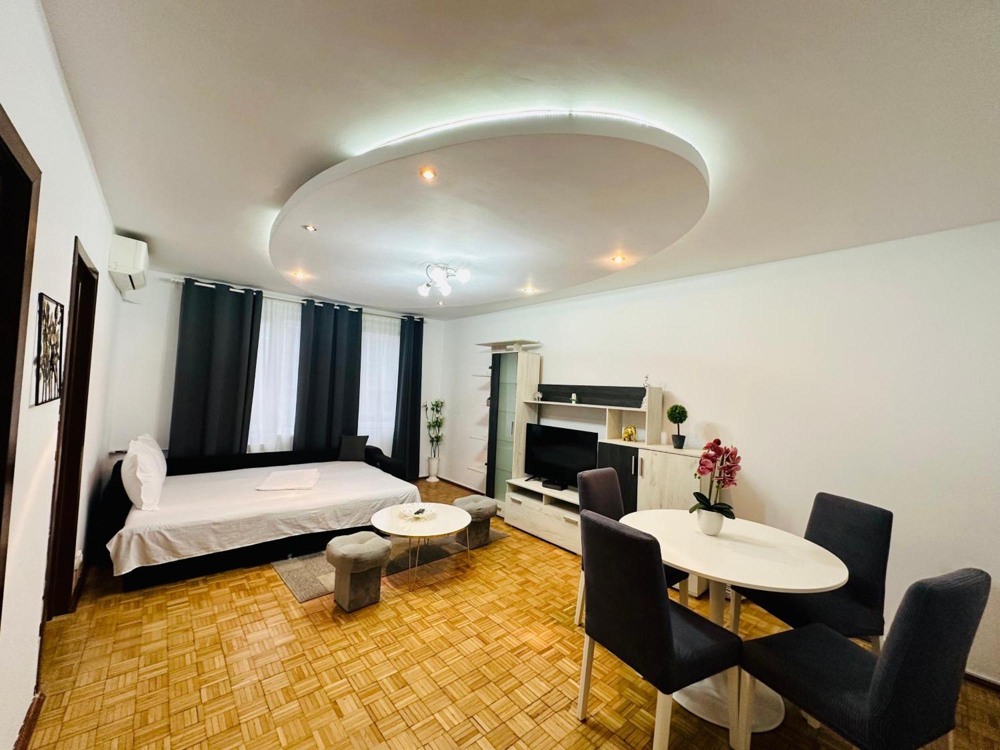 Chic Comfort 1Bdr With Landmark View - Concerthall Бухарест Экстерьер фото