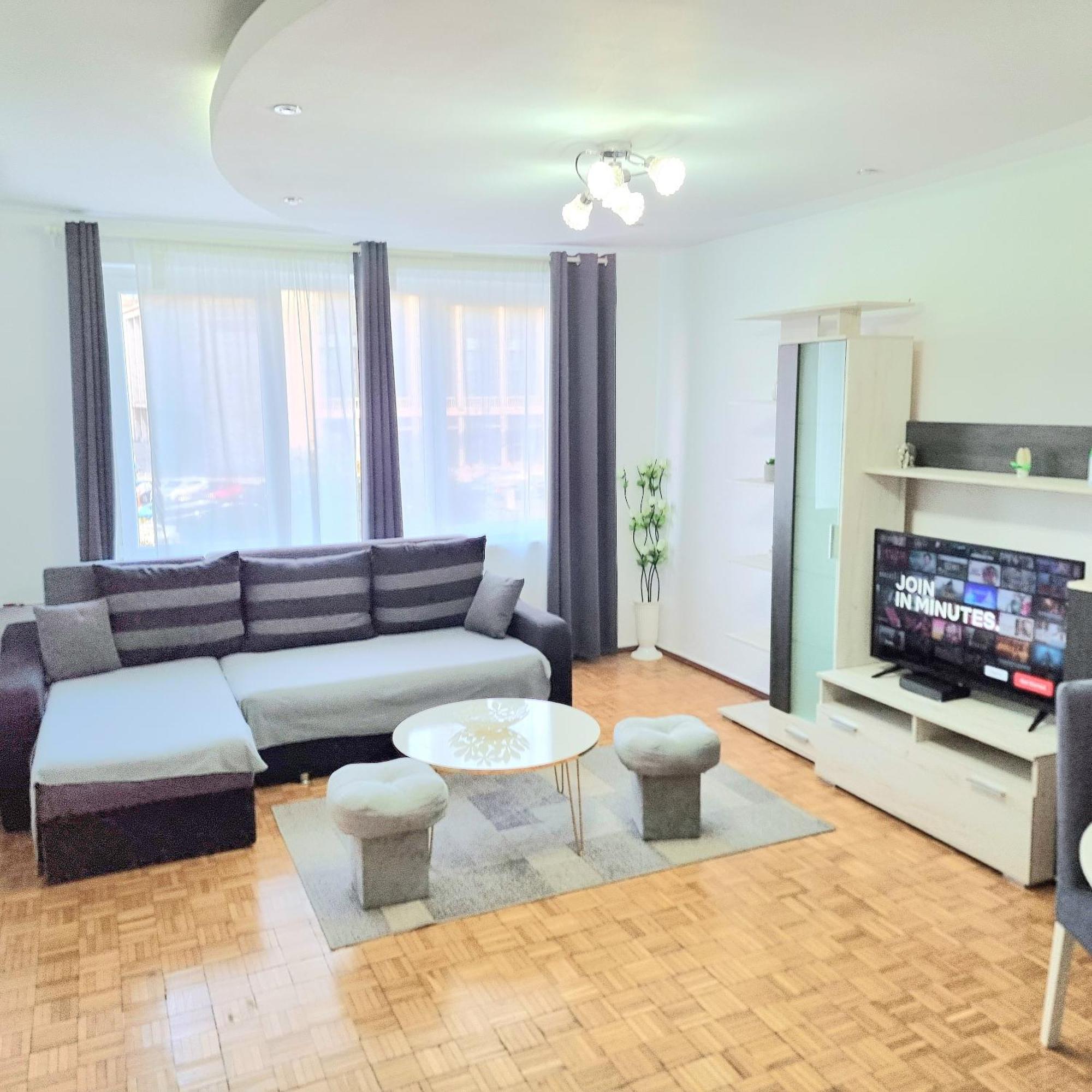 Chic Comfort 1Bdr With Landmark View - Concerthall Бухарест Экстерьер фото