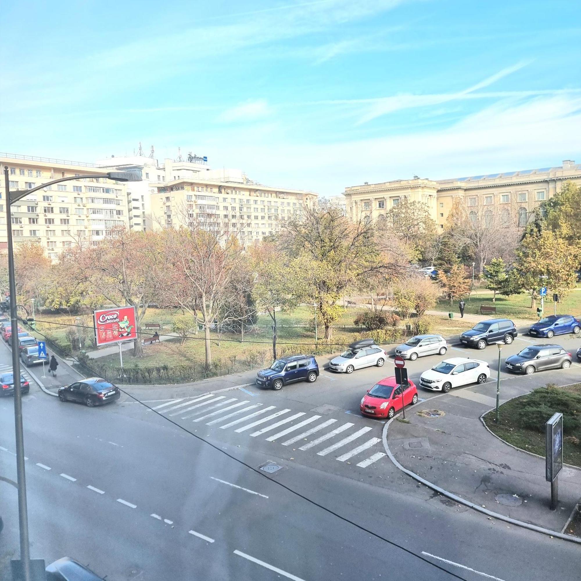 Chic Comfort 1Bdr With Landmark View - Concerthall Бухарест Экстерьер фото